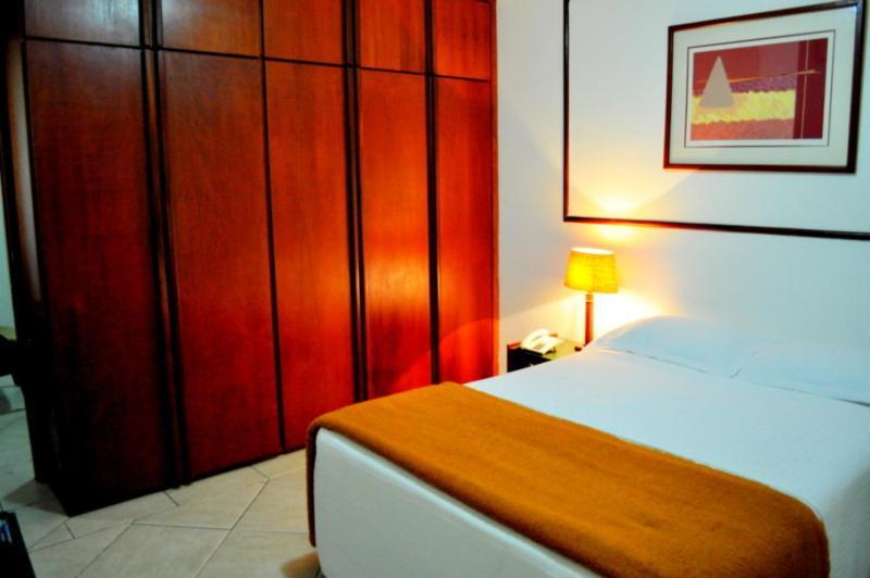Cezanne Plaza Apart Hotel 坎皮纳斯 外观 照片