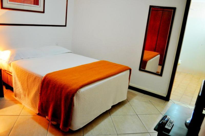 Cezanne Plaza Apart Hotel 坎皮纳斯 客房 照片
